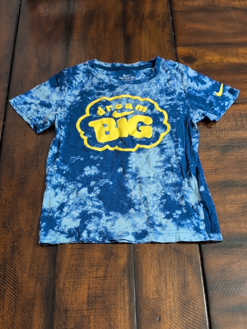 Nike Kids Medium Blue Tie-Dye 'Dream Big' Graphic Tee